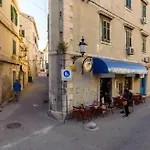 Διαμέρισμα Piazza Square Centre