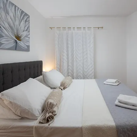 Piazza Square Centre Appartement